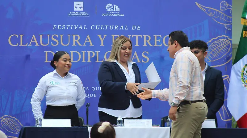 Un-Saludo-Por-El-Diplomado-Concluido